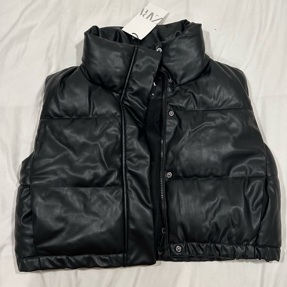 Zara Jackets & Blazers - Zara cropped leather puffer vest